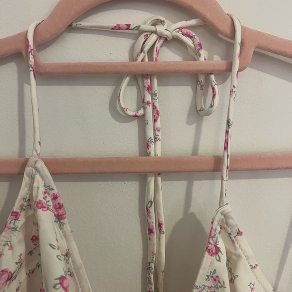 ZARA CREAM FLORAL TIE HALTER NECK SATIN EFFECT CROP TOP SIZE LARGE - Picture 5 of 11